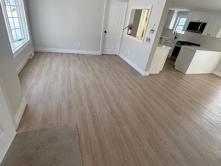 1701 Tamiami Rd — Photo 10