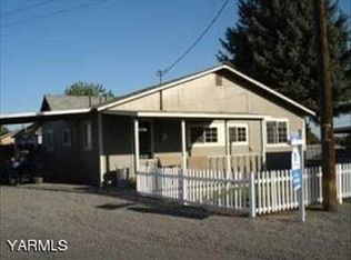 1107 Pollock Ave, Zillah, WA 98953