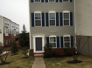 79 Overhill Dr, Parlin, NJ 08859