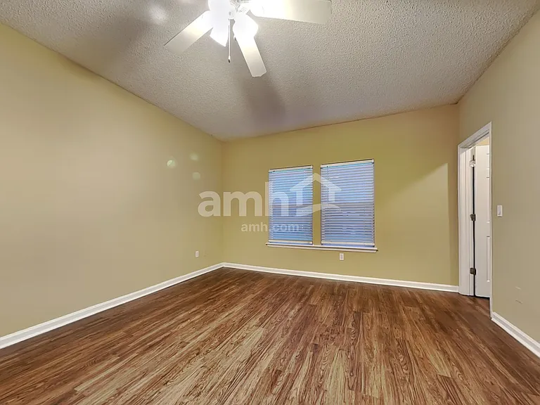 7093 Rapid River Dr W — Photo 9