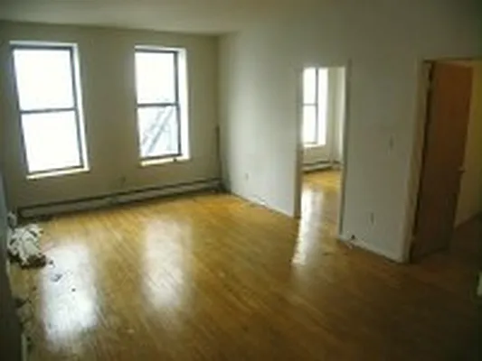Rented by DSA Realty | media 6