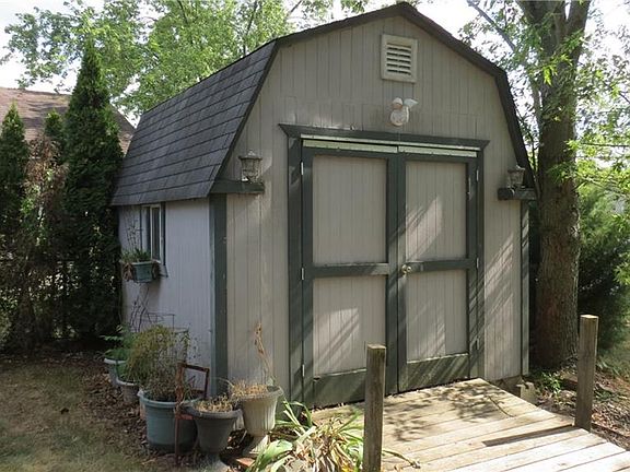 5th image of 3250 Cherry Lake Ln
