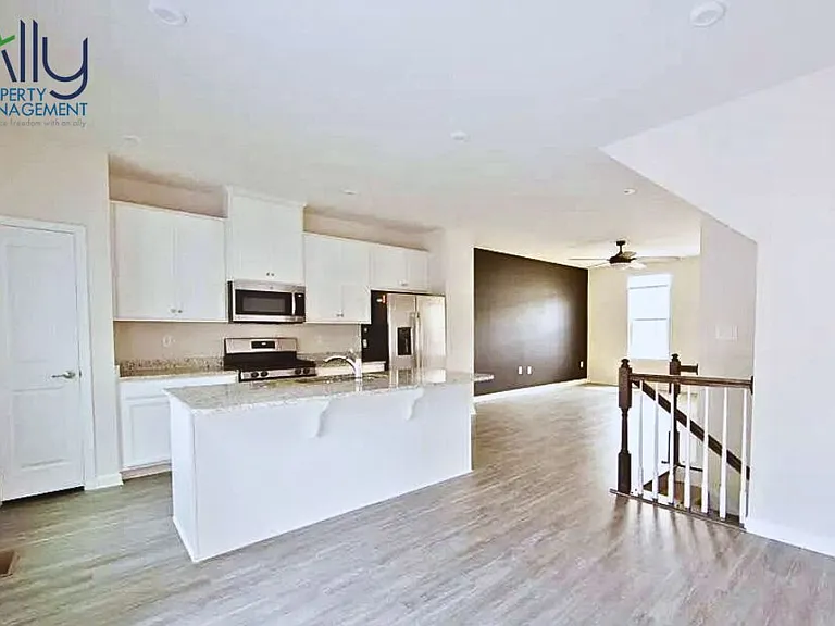2424 Pocoson Wood Ct #1 — Photo 5
