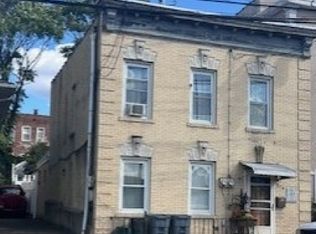 270 Midland Ave, Garfield, NJ 07026