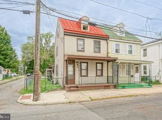 414 Saint Mary St, Burlington, NJ 08016