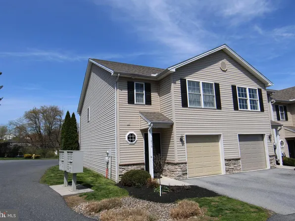 7876 Manada Ct, Harrisburg, PA 17112