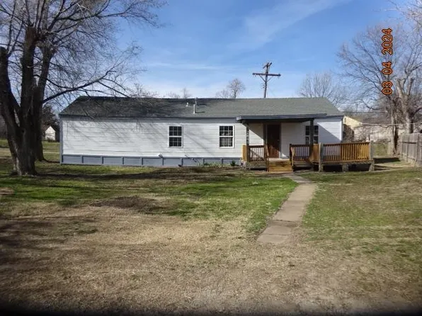 2844 S Davidson St, Wichita, KS 67210