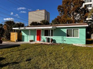 6761 Hibiscus Ave S, South Pasadena, FL 33707
