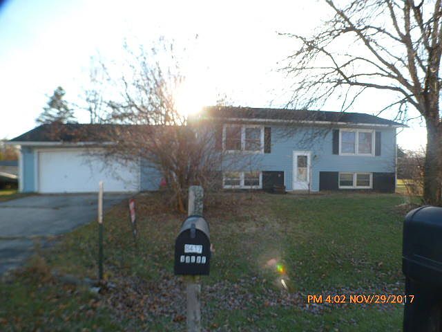 2nd image of W8417 Woodview Dr