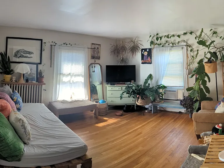 417 Maple Ave #2 — Photo 5