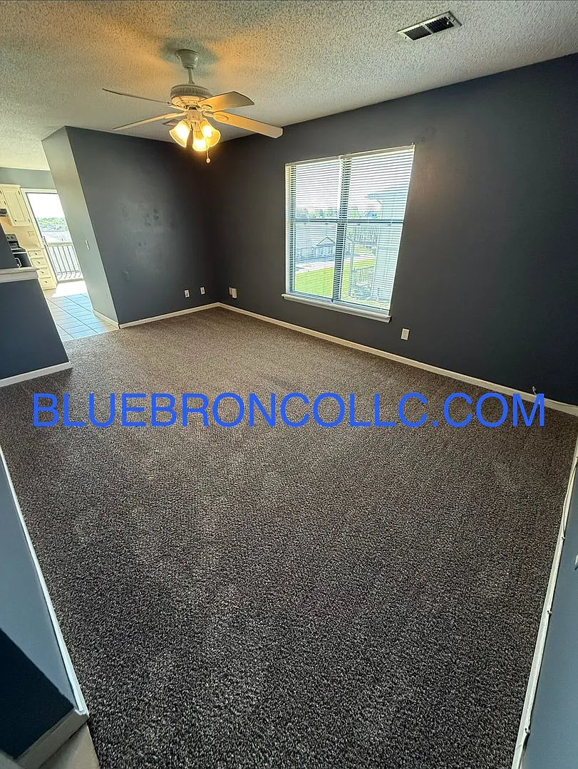 Building Photo - 511 Sky Vue Dr #D