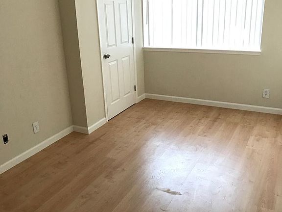 2nd image of 642 Kirkland Dr APT 1