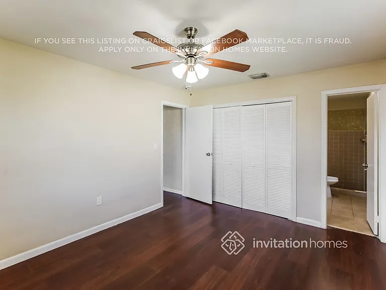 8407 NW 26th St — Photo 11