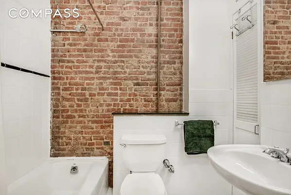 Sold by Compass | media 5