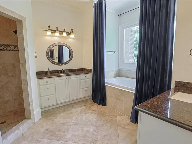 1296 Lenox Park Blvd — Photo 62