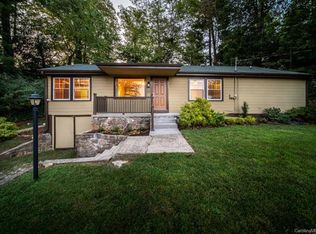 60 Evergreen Ave, Asheville, NC 28806
