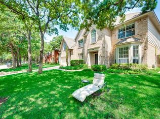 506 Woodhill Ct, Grapevine, TX 76051