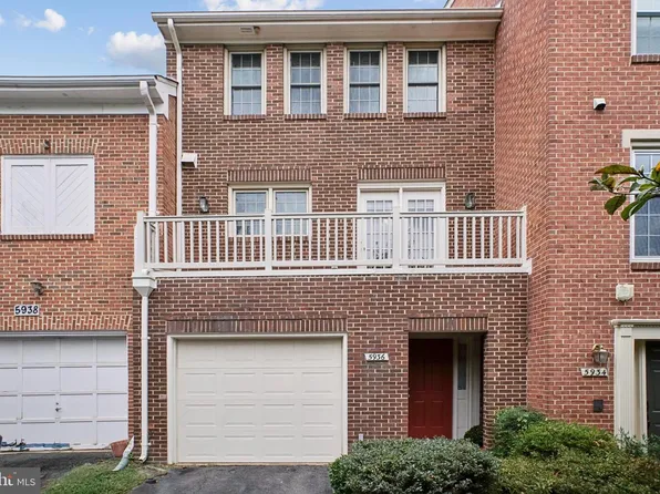 5936 Munson Ct, Falls Church, VA 22041