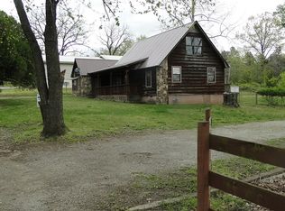 111 Spring St, Melbourne, AR 72556