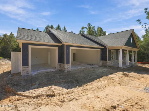5024 Arcadia Way, West End, NC 27376