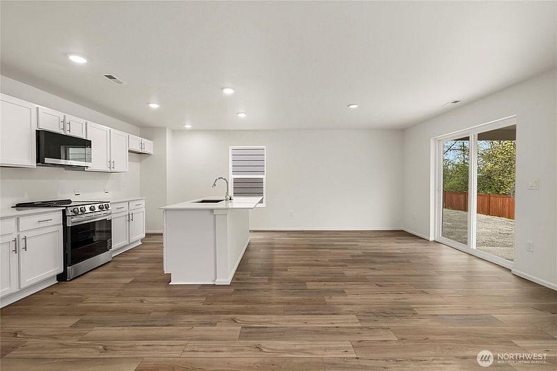 5th image of 1448 Salzer Creek Drive