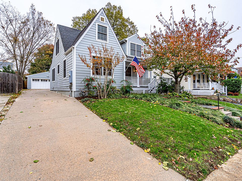 1st image of 2417 Davis Ave