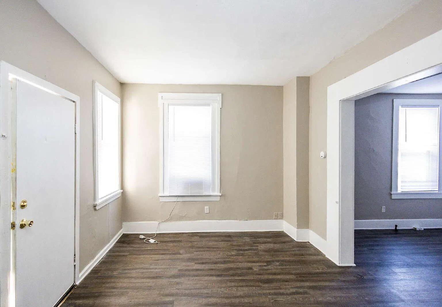Studio, $525 — Photo 2