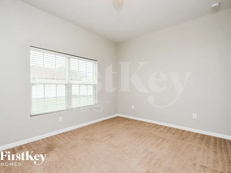 2466 Altoona Ave — Photo 13