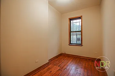 Rented by Next Door Realty NYC