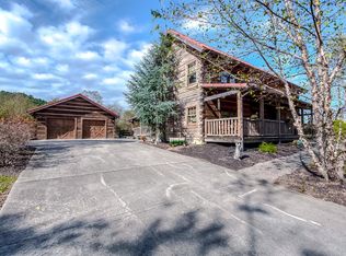 180 Pine Valley Rd, Berea, KY 40403