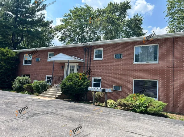 660 N Hobart Rd #4, Hobart, IN 46342