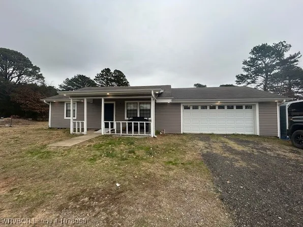 10206 Jubilee Dr, Cedarville, AR 72932