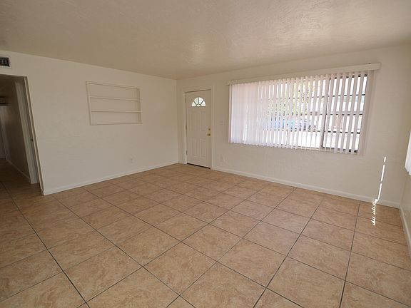 4th image of 5056 E Baker St