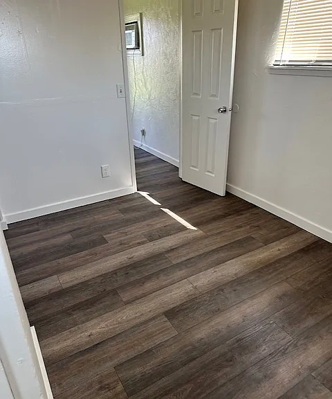 4445 Circle Pl NE #2 — Photo 4