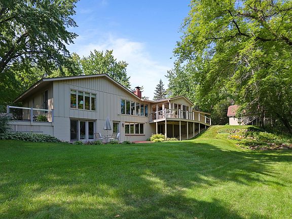 2nd image of 2502 Island View Dr