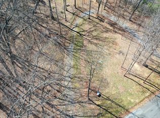 Pine St, Bristol, VA 24201