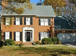 6102 Lindley Woods Dr, Greensboro, NC 27410