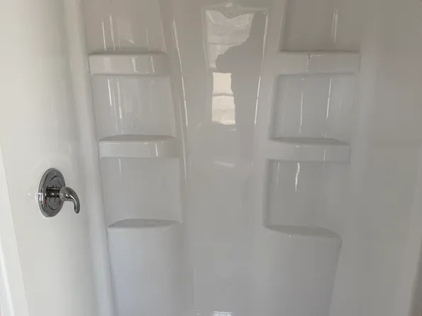 311 E 7th St #2, Hastings, NE 68901