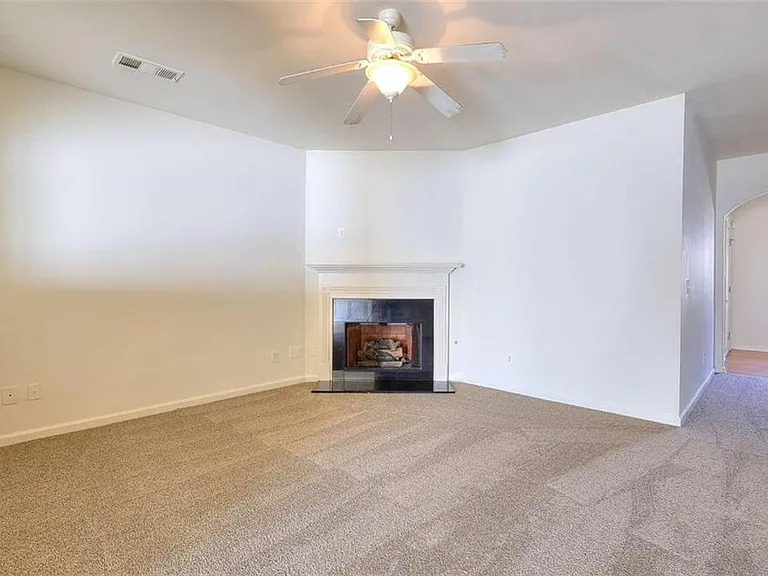 2658 Avanti Way — Photo 5