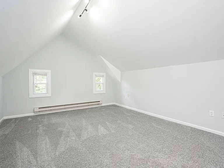 300 Hubbard Ave #2 — Photo 21