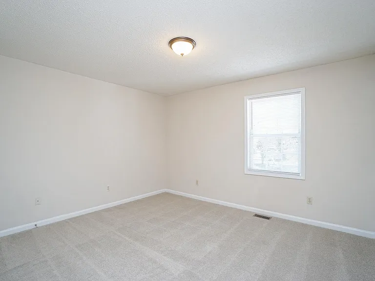 303 Waddell Rd — Photo 8