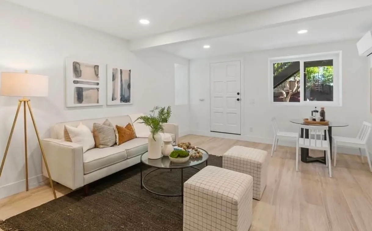 Levante St, Carlsbad — Photo 1