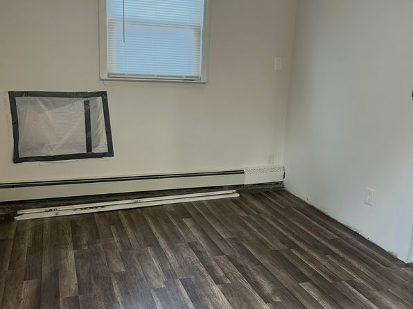 (undisclosed Address)