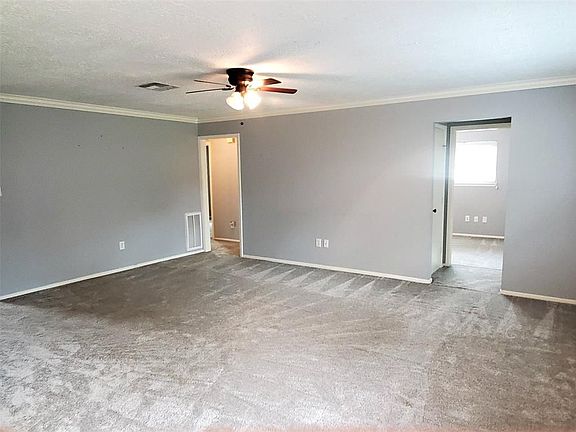 2nd image of 11210 Monique Dr