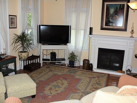 4th image of 514 Kings Hwy