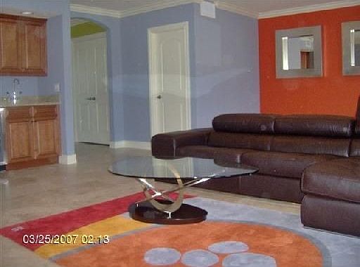 2nd image of 537 NE 15th Ave