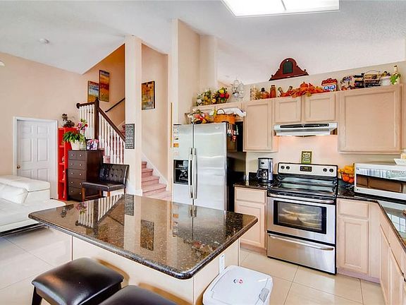 5th image of 4353 Creekside Blvd
