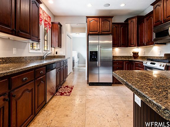 3rd image of 4346 W Blackshear Dr