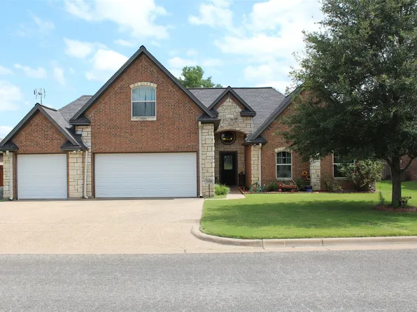 1126 Elk Ridge Dr, Stephenville, TX 76401