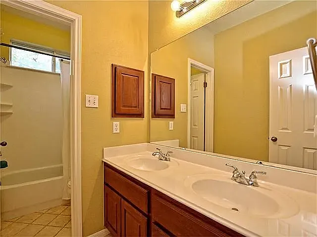 1209 Horseback Holw — Photo 4